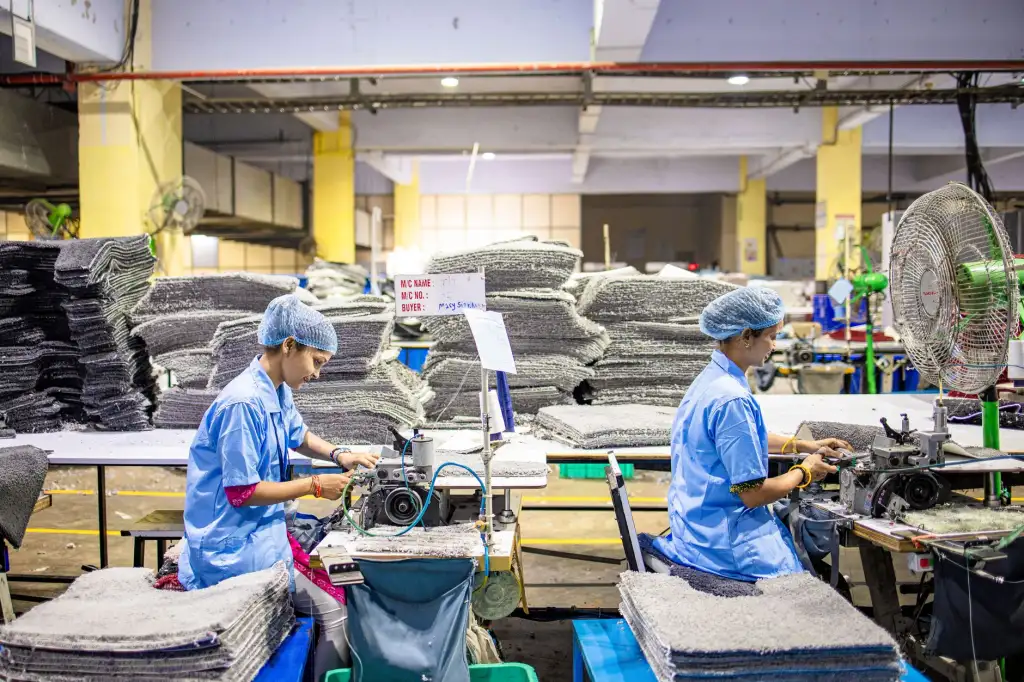 光纤跳线选型指南：适配器与衰减器在数据中心的关键应用