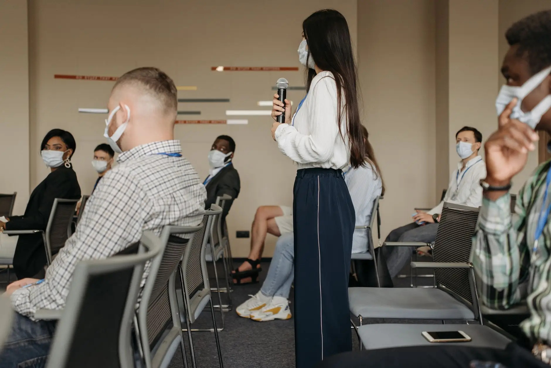 数据中心光纤跳线选型要点与适配器搭配方案