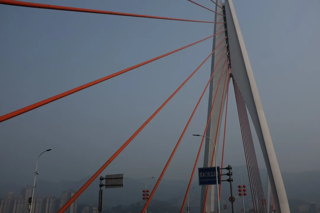 数据中心光纤跳线选型指南：适配器与衰减器搭配方案